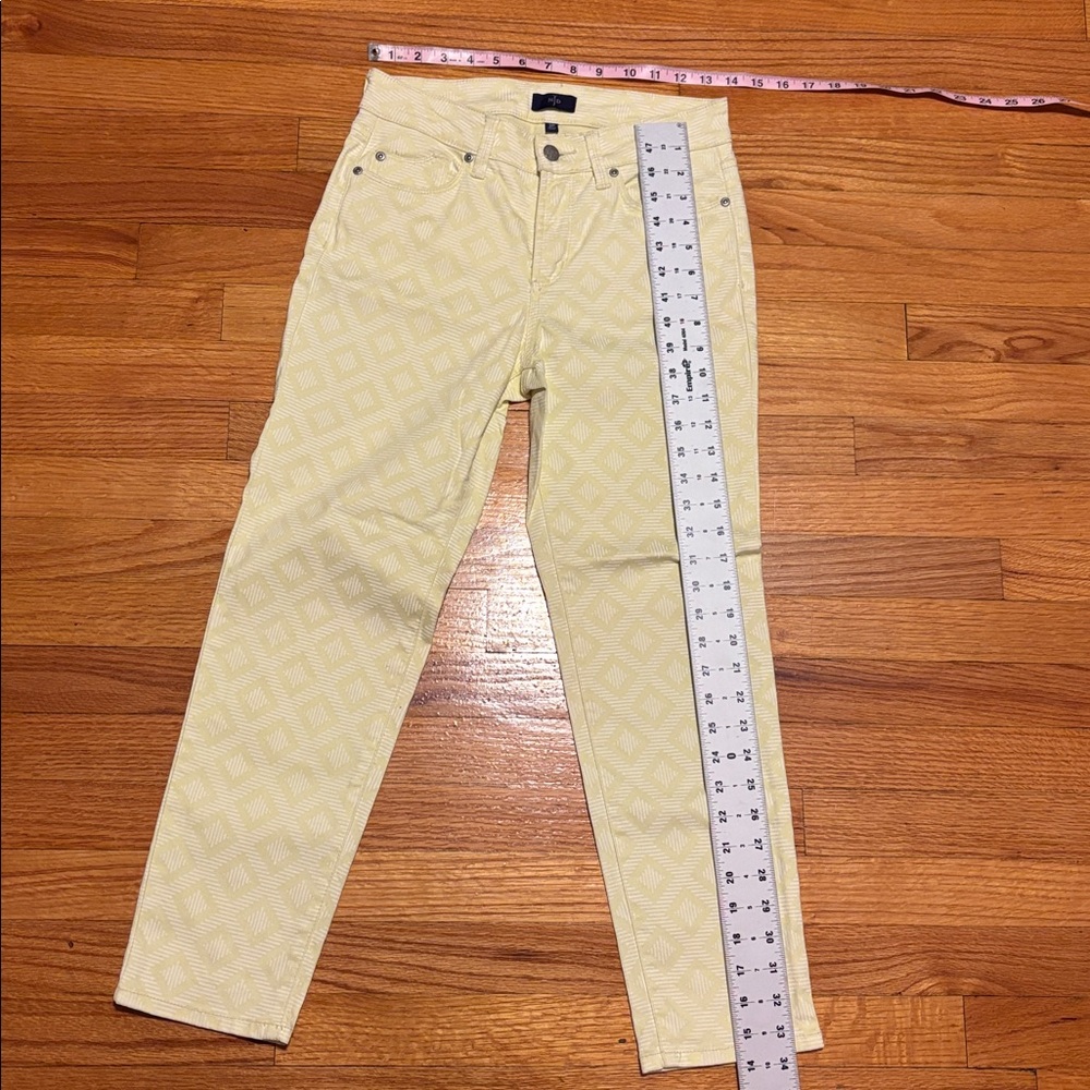 NYDJ Women’s Size 2 Light Yellow Geometric Print Slim Ankle Pants - Picture 2 of 5